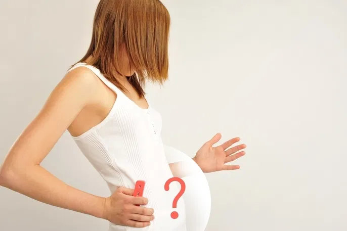 Implantation Bleeding: Understanding This Early Sign of Pregnancy | Gynaecology Insights at Lopmudra Hospital
